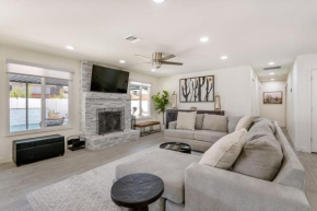 Scottsdale Abode Fire Pit and Private Pool with Spa